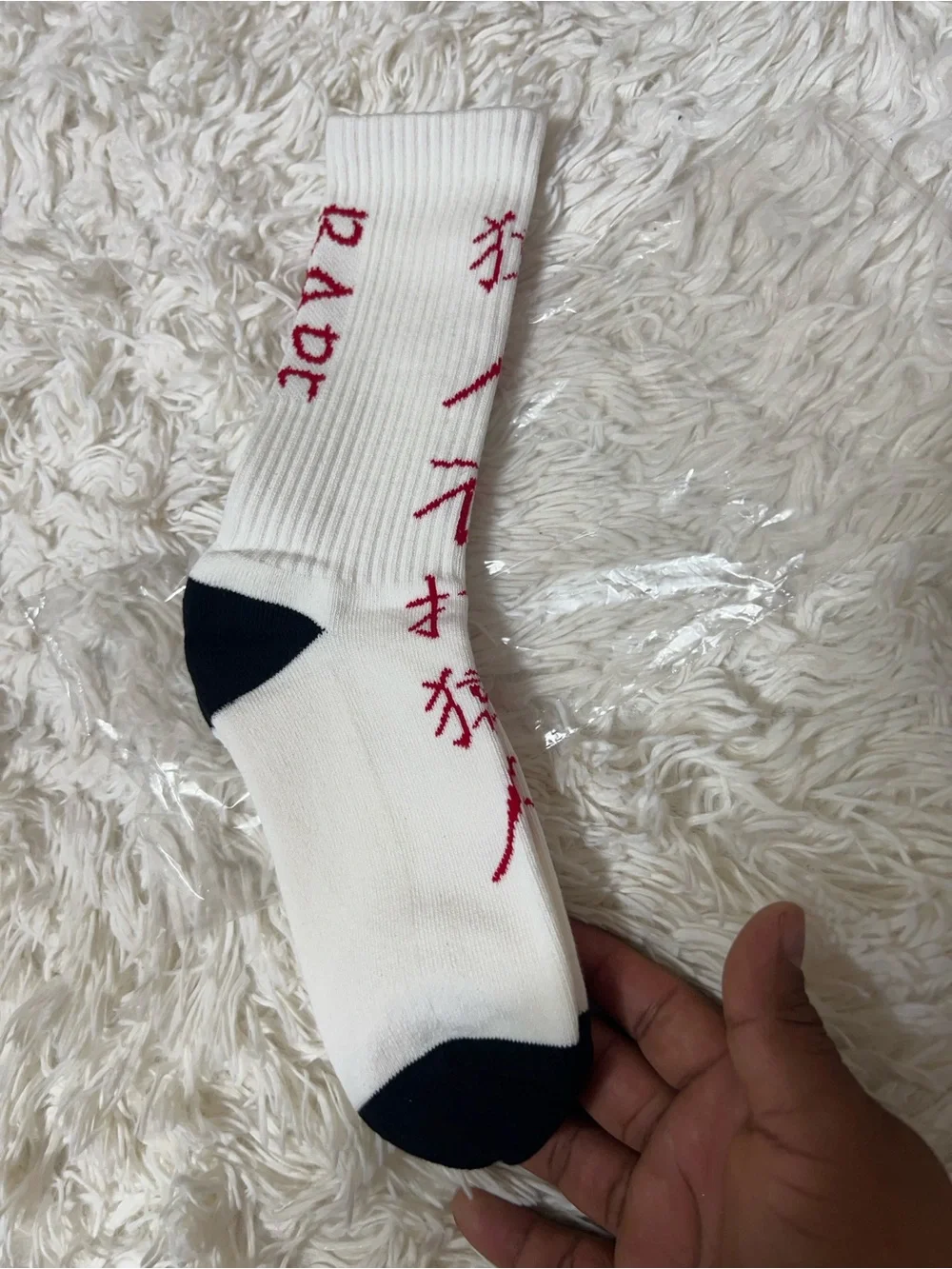 A Bathing Ape White & Red Logo Crew Socks men’s unisex 8-11